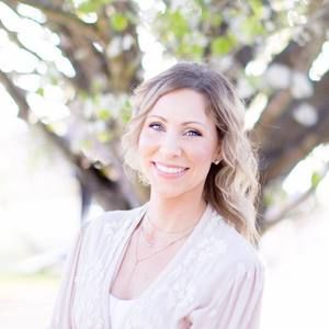 Meet your Posher, Liz